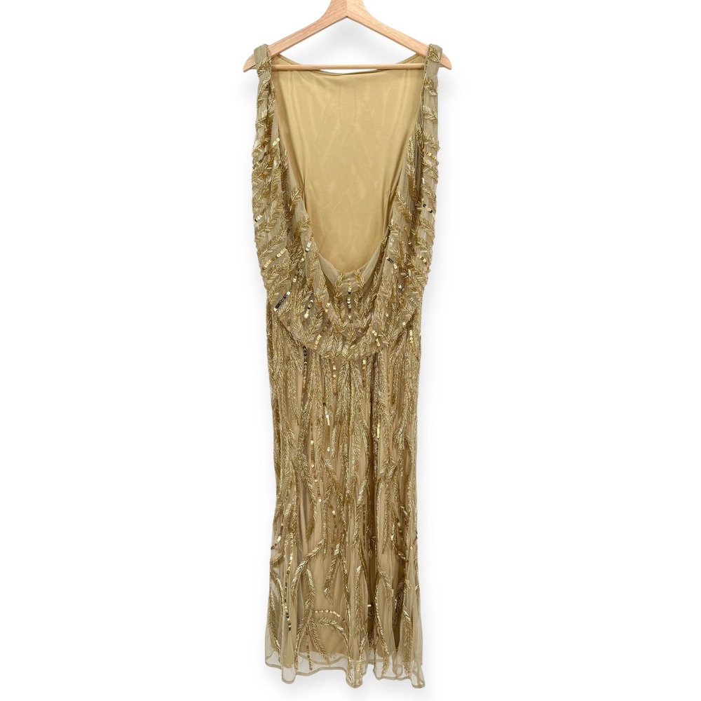 NWT Mac Duggal Gold High Neck Sleeveless‎ Embellished Gown $798 - Size 8 - Picture 10 of 11